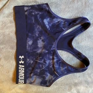 Under armour sports bra size: S